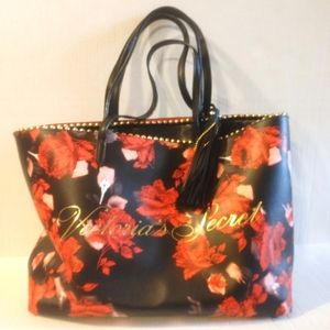 Victoria's Secret Two Piece Shoulder Bag Set